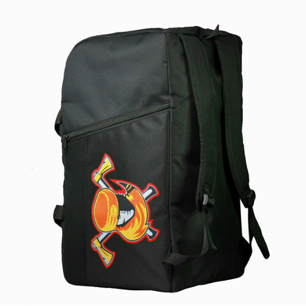 Mochila deportiva Pioneers negra, de lado, mostrando su volumen, correas de hombro y detalles de diseño