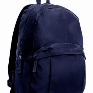 Mochila con vista de frente en costado a cuerpo completo