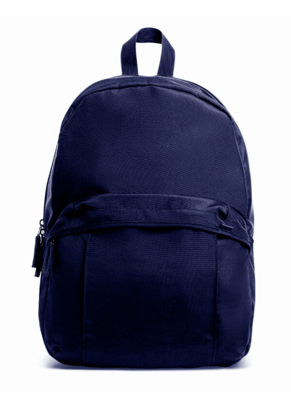 Mochila con vista al frente de cuerpo completo