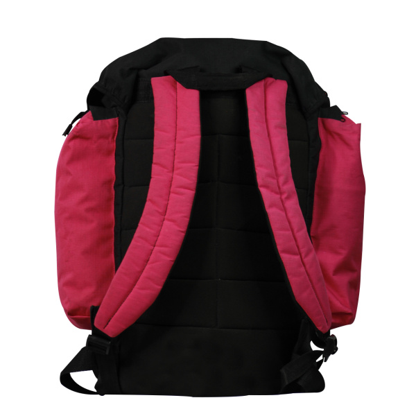 Vista de la parte posterior de Mochila para campamento de nylon rosa, con tapa para la bolsa principal, bolsa en la parte delantera y bolsillos laterales