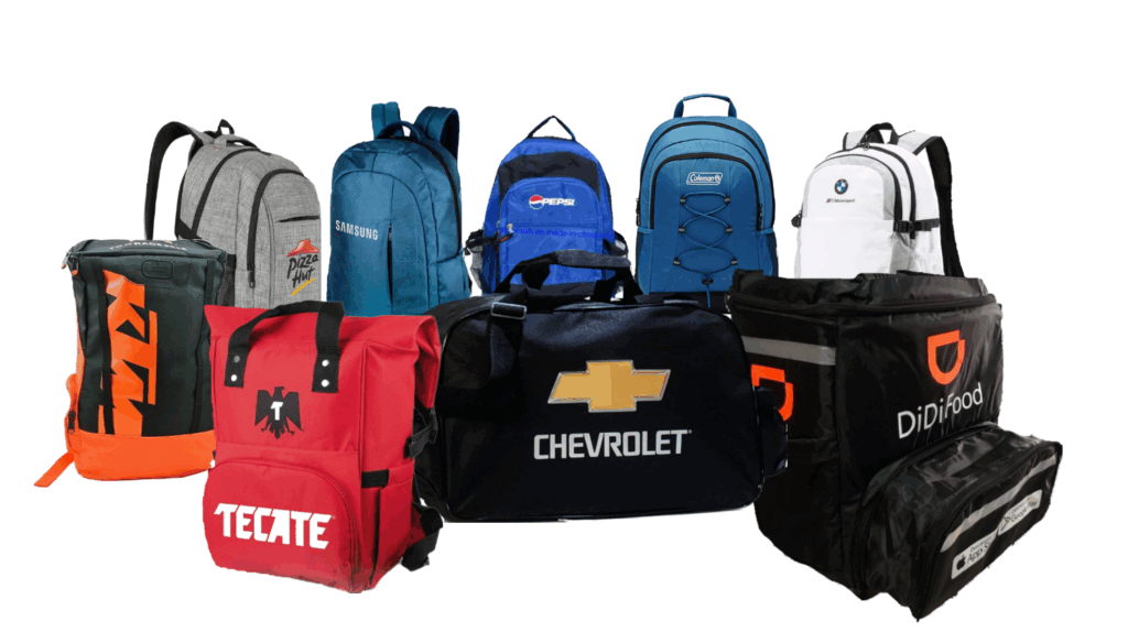 Diversas mochilas para empresas con diferentes colores y diseños